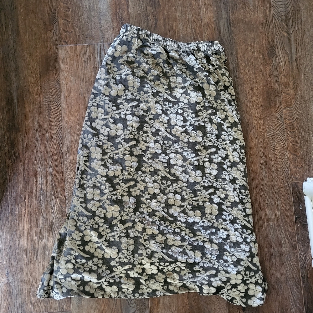 Whimsigoth 90s velvet maxi skirt